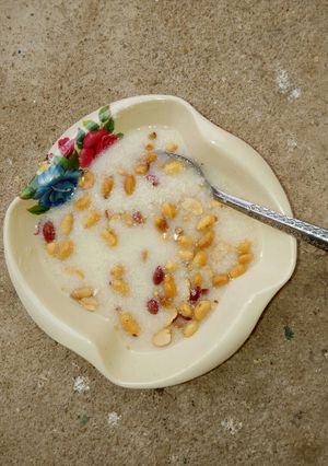 A picture of Garri da gyada.