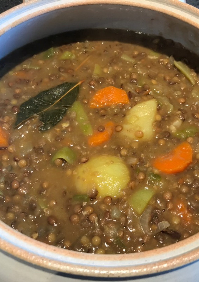 Una foto de Lentejas con chorizo y jamón