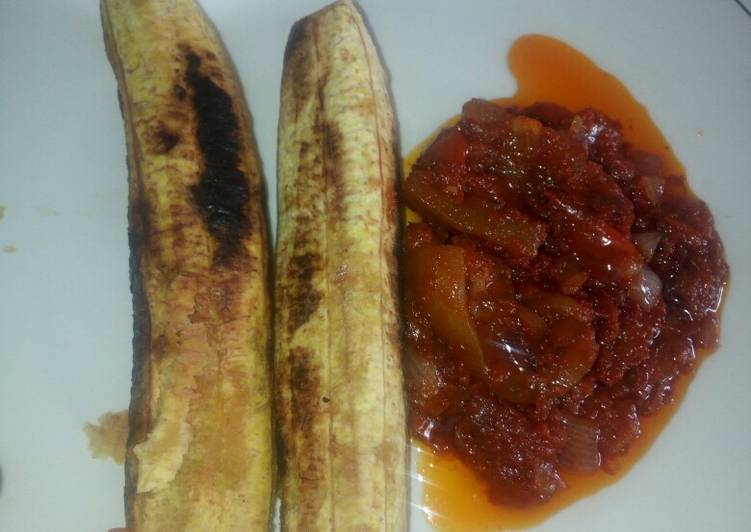 Recipe of Ultimate Roasted Plantain and pomo sauce. #abuja