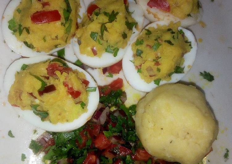 Recipe of Quick &#39;Mayai Mwitu&#39; Deviled Eggs With Uber-Kenyan Kachumbari, Matoke