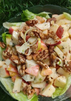 A picture of Apple Salad 🥗 🍏🍎.