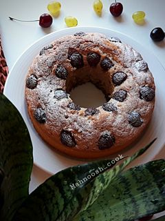 عکسی از دستور کیک گیلاس شکلاتی