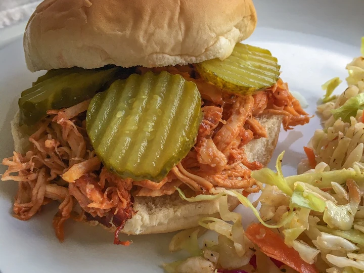 Easy Steps to Prepare Crockpot BBQ Chicken Sandwiches the So Delicious Really delicious