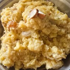 A picture of Apple halwa.