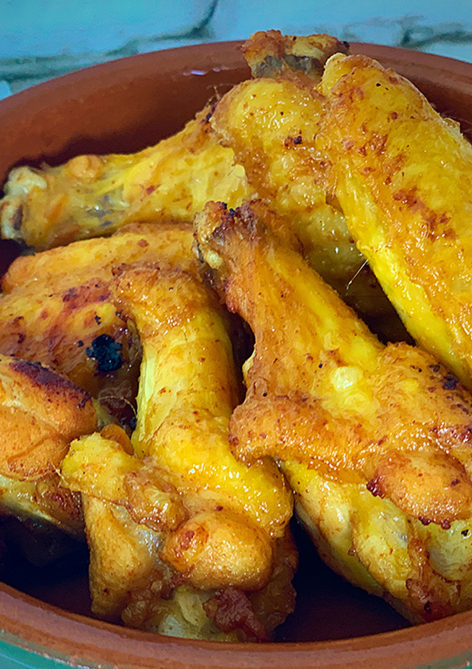 Una foto de Alitas de pollo al estilo Son Ferriol