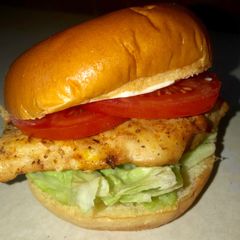 A picture of Grilled Cajun chicken sandwich 🌶.