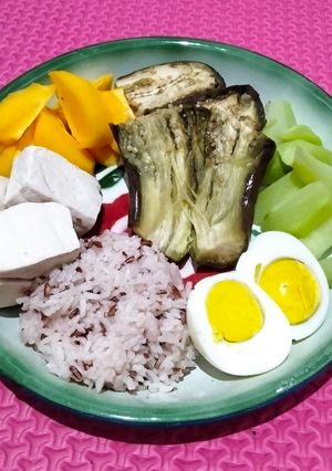 Foto resep Isi Piring Sarapan Simpel