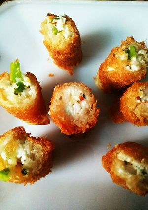 A picture of Paneer roll.