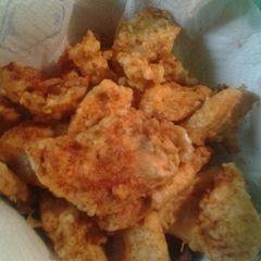 A picture of Battered fried chicken.