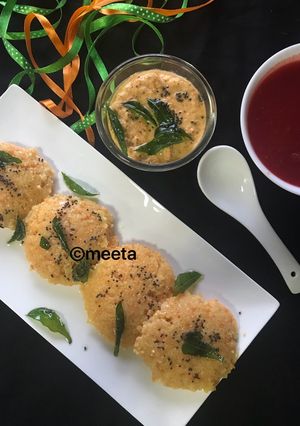 A picture of Carrot Dalia Idli.