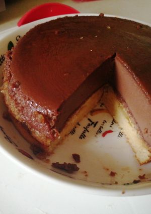 Una foto de Torta con Quesillo de chocolate 😁