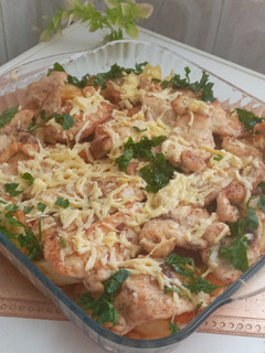 صورة لوصفة بطاطا🥔 مع الدجاج🍗 والجبن 🧀