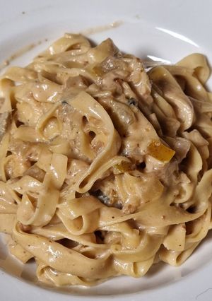 Una foto de Tagliatelle con gorgonzola, peras y nueces