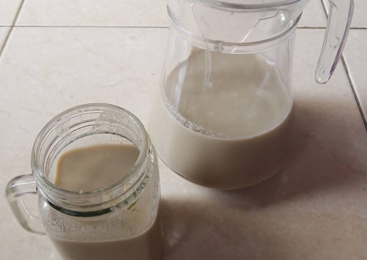 Resep Black Soybean Milk / Susu Kacang Kedelai Hitam, Enak