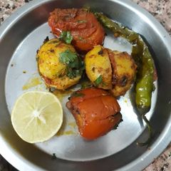 A picture of Aalu Tamatar Sabzi.
