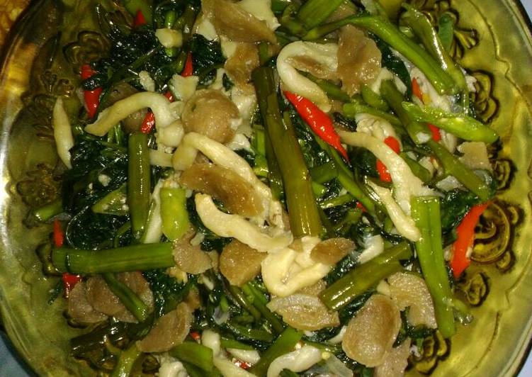 Cah kangkung jamur baso super pedas ala tessa