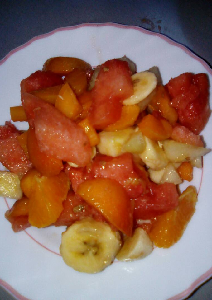 Una foto de Macedonia de frutas