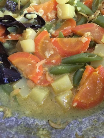 Cara Gampang Menyiapkan Resep Tumis bumbu kuning yang Menggugah Selera Anti Ribet, Lezat