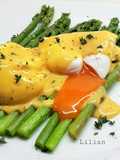 Σπαράγγια με αυγά ποσέ και σάλτσα hollandaise