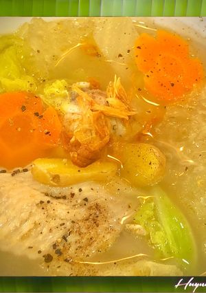 Hình của món Canh Gà Hầm Cải Thảo Da Heo Khô.