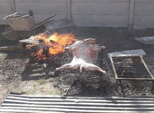 Una foto de Cordero a la parrilla cocción lenta