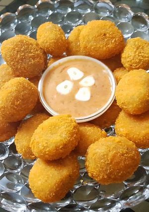 A picture of Potato Cheese Ball.