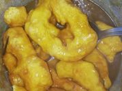 Una foto de picarones de zapallo