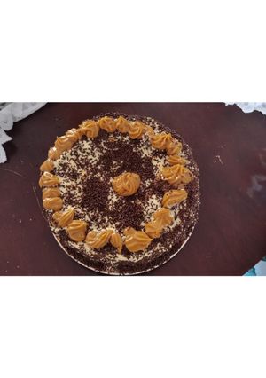 Una foto de Torta de manjar (receta básica y normal)