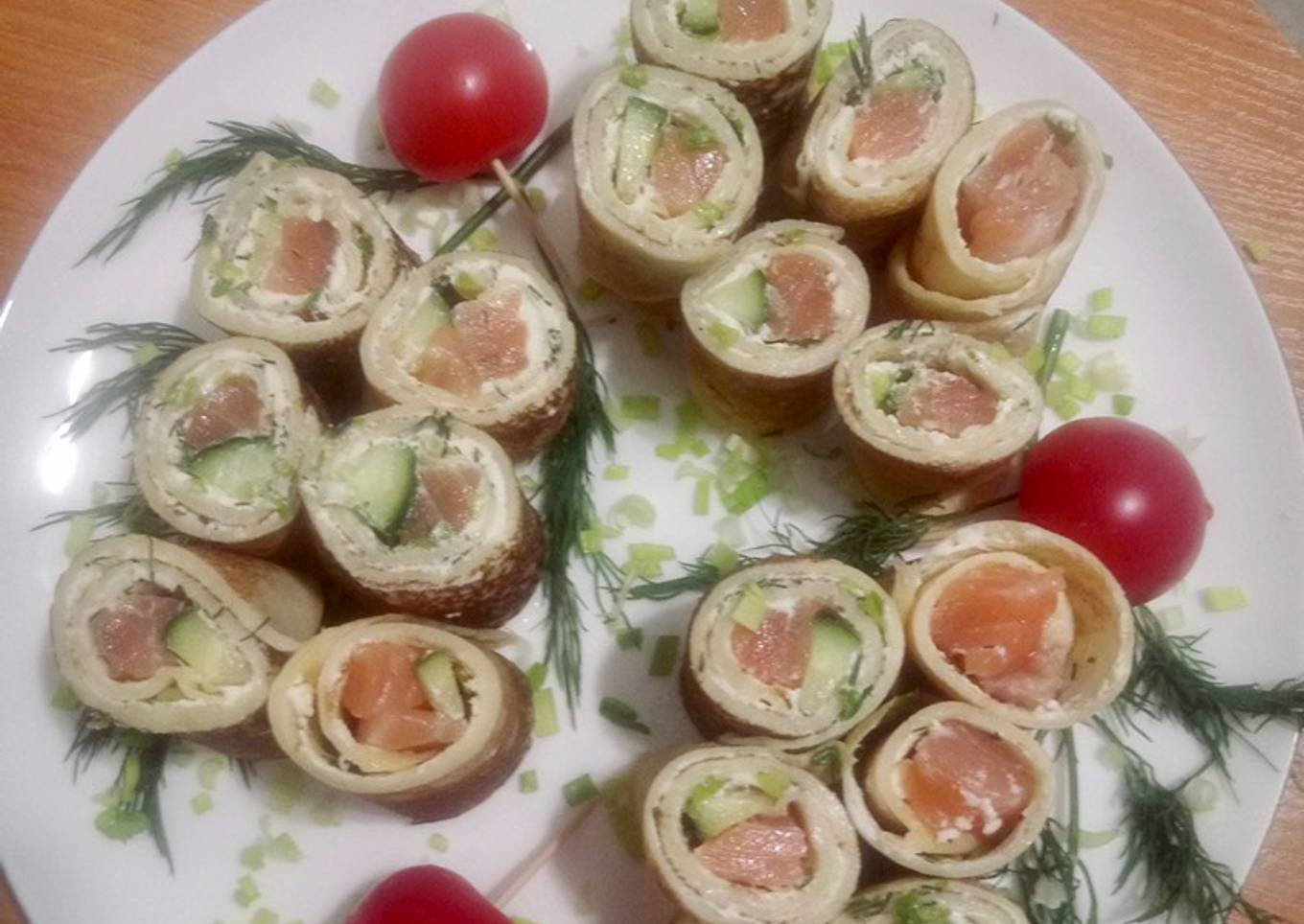 Rouleaux de pancakes aux saumon et fromage à la crème