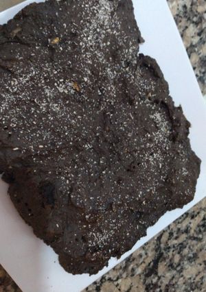 Una foto de Torta de algarroba y banana vegana