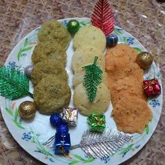 A picture of Tri colour Idli.