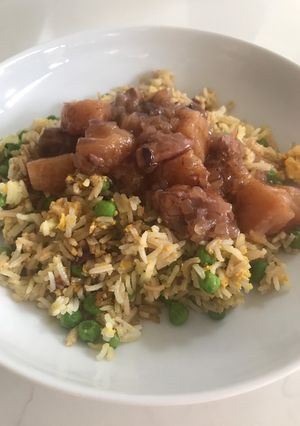 A picture of Sweet and sour pork.