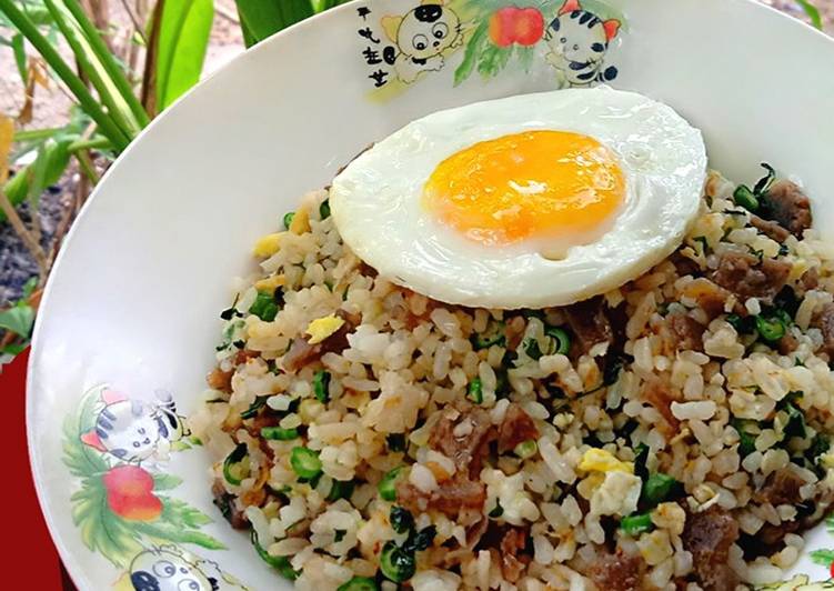 Nasi Goreng Mawut (Telur 3in1)