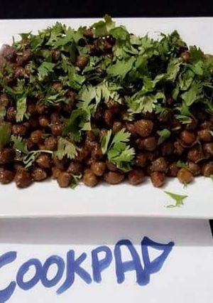 A picture of Kale Chane Ke Chat.