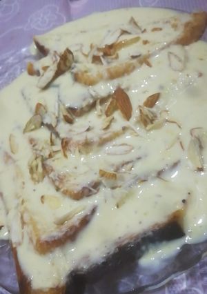 A picture of Shahi tukda.