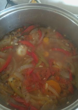 Una foto de Colita de vacuno al jugo con verduras