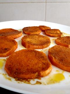 Una foto de Boniatos al ras el hanout en microondas