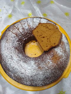 Una foto de Bizcochuelo DE DULCE DE LECHE
