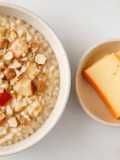 Porridge de Avena con Proteína, Manzana y Almendras