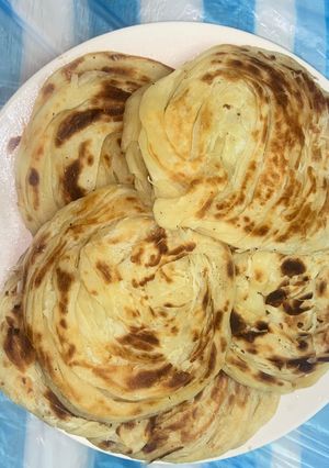 A picture of Parotta(maida paratha).