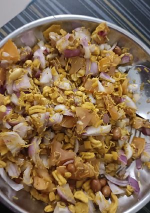 A picture of Bhel.