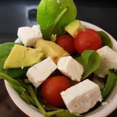 My Goats Cheese,Avocado & Tomato lunch. 😀 A picture of My Goats Cheese,Avocado & Tomato lunch. 😀.