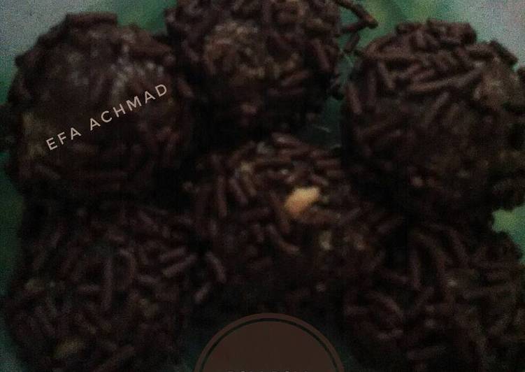 Bola-bola coklat marie