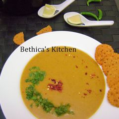 A picture of Tomato-Biscuit Soup.