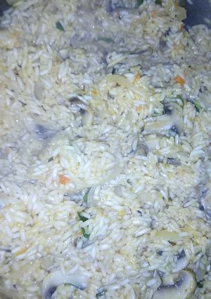 Una foto de Arroz de champiñones o con champiñones