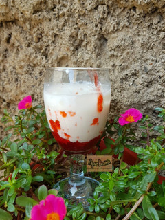 Foto resep Strawberry Milk (Susu Strawberry ala Korea)