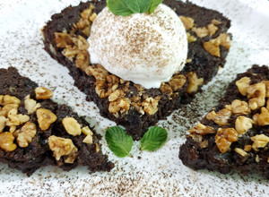 A picture of Chocolate Walnut Brownie.