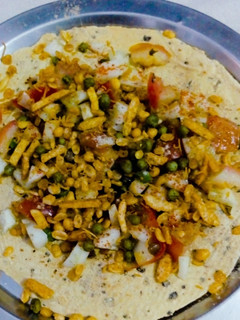 मसाला पापड़ (Masala papad recipe in hindi) रेसिपी मुख्य फोटो