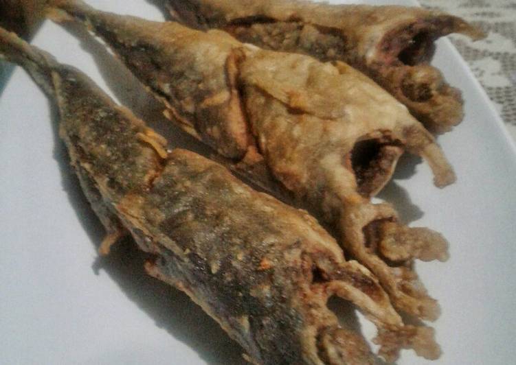 Langkah memasak Ikan Lajang/Layang goreng tepung Lezat