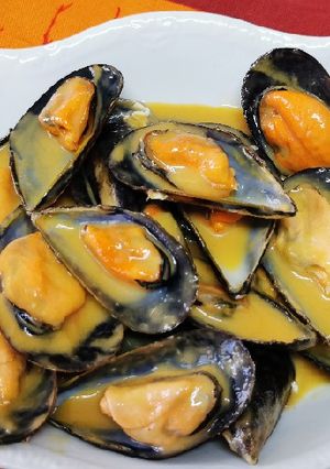 Una foto de Mejillones en salsa picante